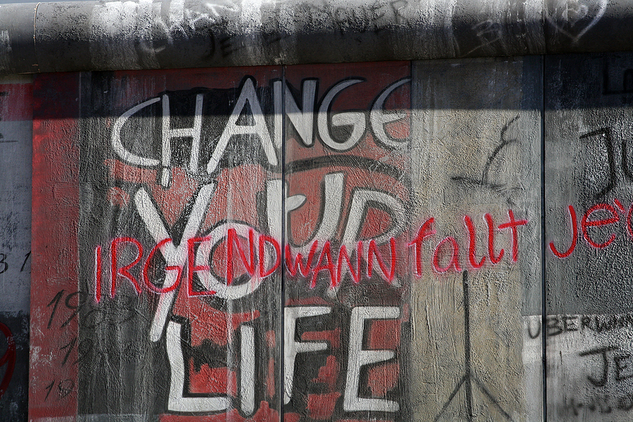 quotes about life and change. Below are 25 quotes that will change your life: