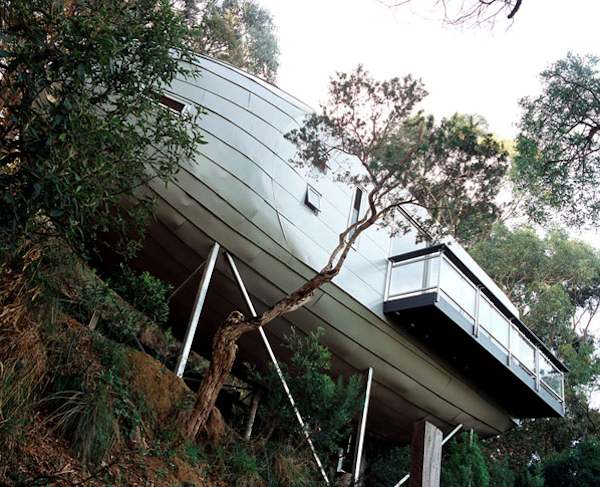 cocoon3 Strange, Stylish and Amazing Houses and Other Architectural Oddities