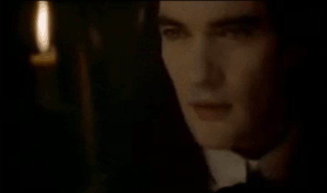 Screenshot of Antonio Banderas in Interview With the Vampire