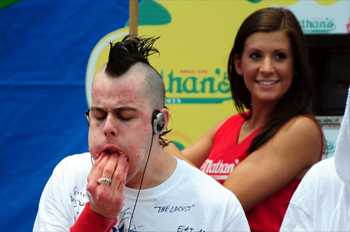 Pat Bertoletti and Nathan's Hot Dog Eating Contest 2008 - Credit: dietrich (via Flickr)