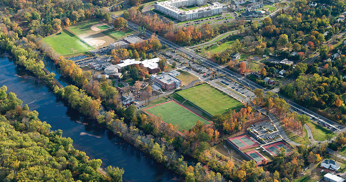 Rutgers Preparatory School logo