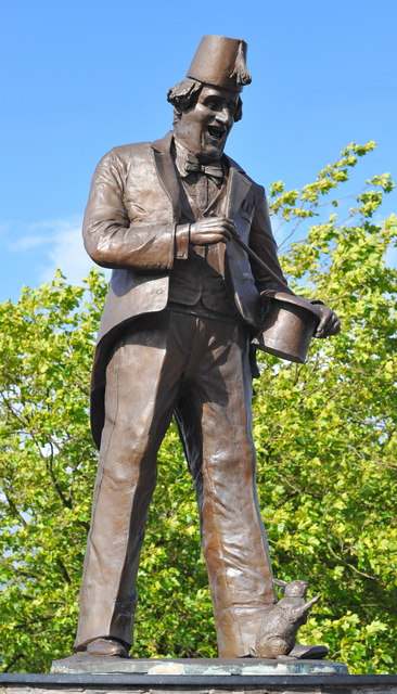 Statue of Magician Tommy Cooper