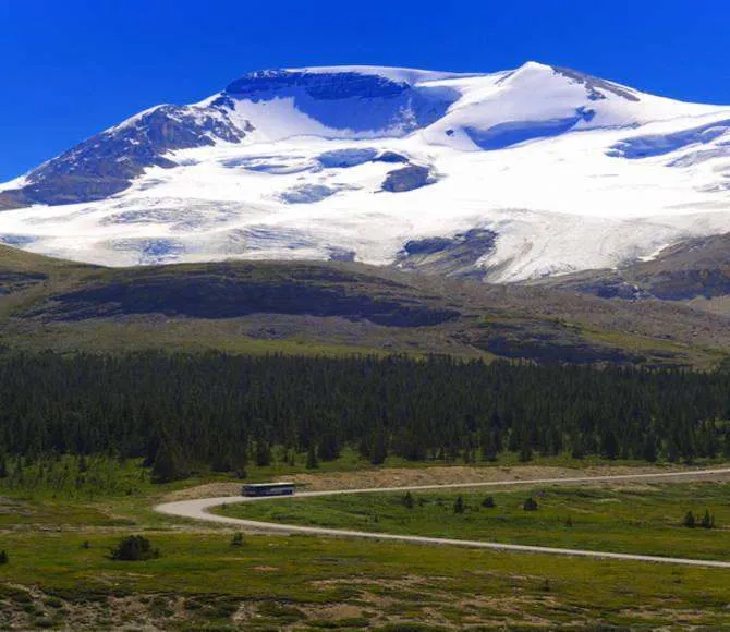 galacier_at_canadian_rockies galacier_at_canadian_rockies